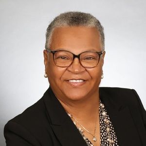 Meet your Posher, Joyce